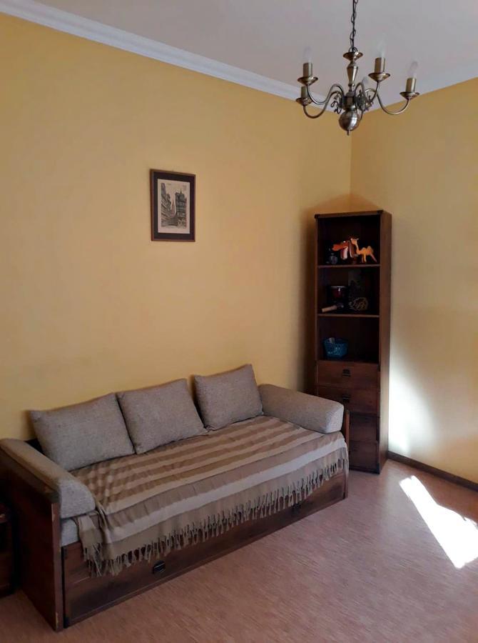 Apartment In The Historical City Center Чернивци Екстериор снимка